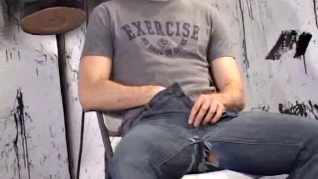 Gabriel Turner Jerks Off