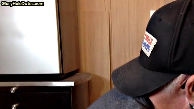 Blowjob gloryhole DILF sucks in amateur closeup POV