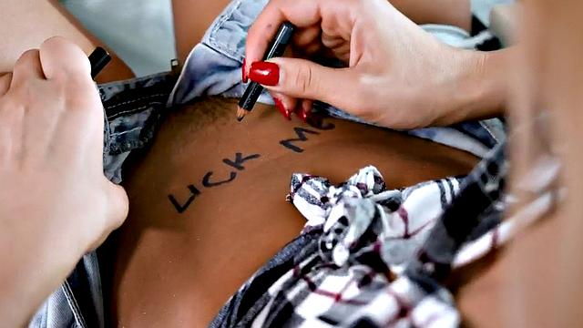 Blonde and brunette share a dildo after eating pussy in a hot threesome