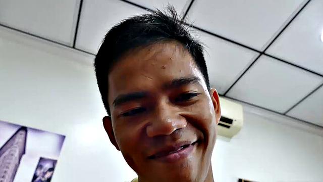 These two gay Asian twinks Marcon and Rizal love foot fetish sex and they get kinky tickling each other's feet. But now Marcon wants to taste those Asian twink feet.