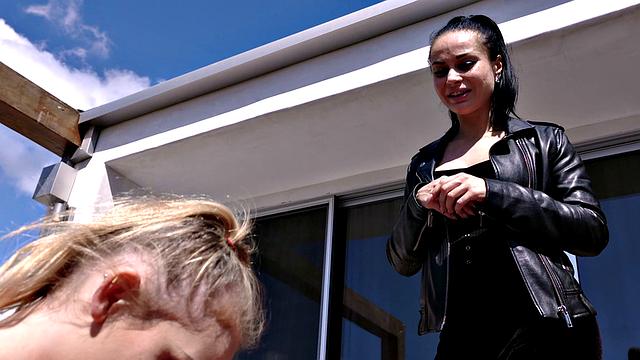 Sneaky Stepdaughters Are the Best