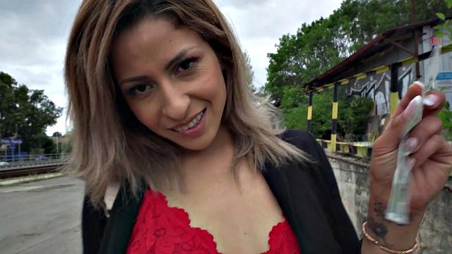 Latin slut picked up and paid for POV sex after casting