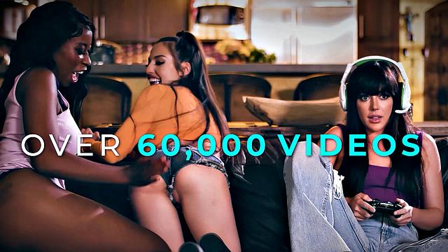 21 SEXTURY - Naughty Sleepover Gets Wild With Veronica Leal, Vanna Bardot And Lina Luxa