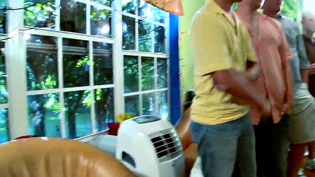 Str8 stud listens, gets fucked while watched