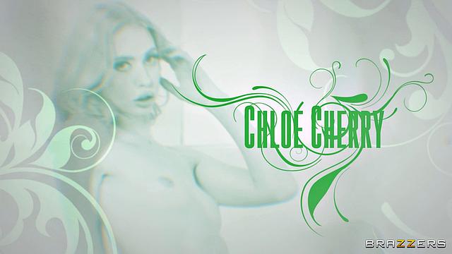 Massaging Chloe Cherry