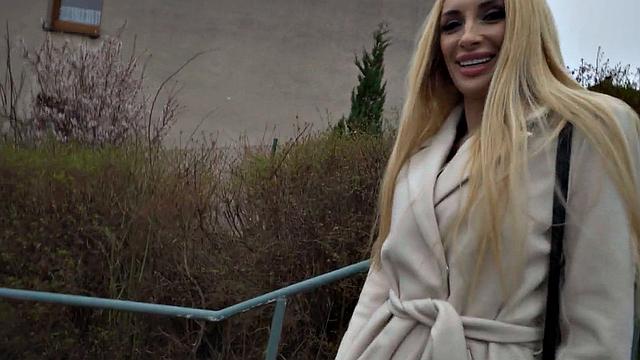 Stunning MILF deepthroating POV