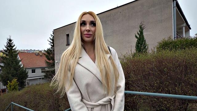 Stunning MILF deepthroating POV