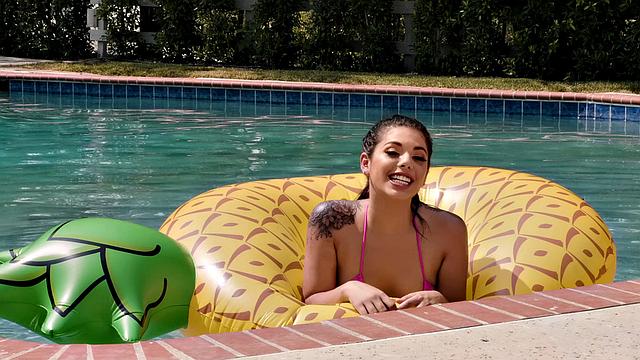 Get a sneak peek of this hot threesome with a tattooed brunette, a shaved pussy, and a washing-up-the-tr