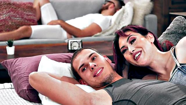 Bisexual babe in fishnets drilled in MMF 3some