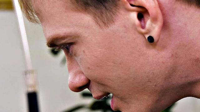 Full blonde MILF cunt ravaged