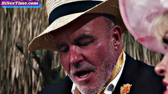 Throuple sharing busty GILF