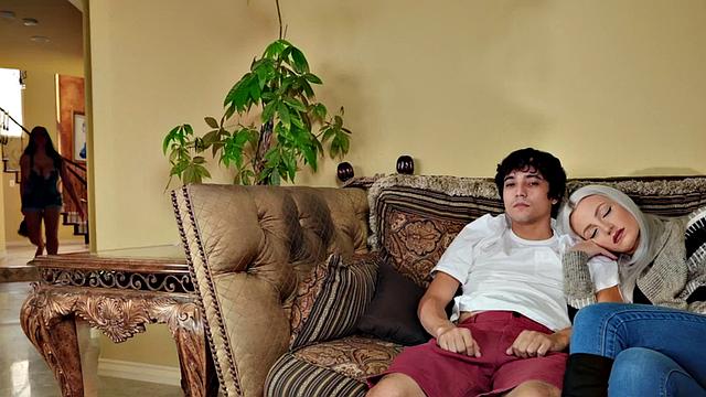 Short guy doggystyling huge-titted inlaw