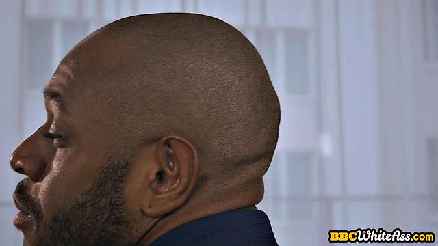 Cutie 21yo babe pounded by BBC lover