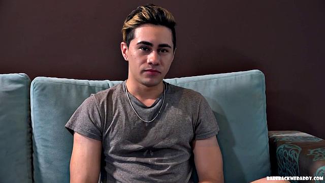 Жюль и Фердинанд жарко трахаются без защиты и получают мощный финиш