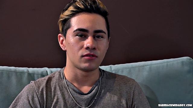 Жюль и Фердинанд жарко трахаются без защиты и получают мощный финиш