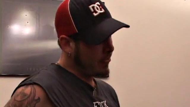 Skater Elijah Beats Off