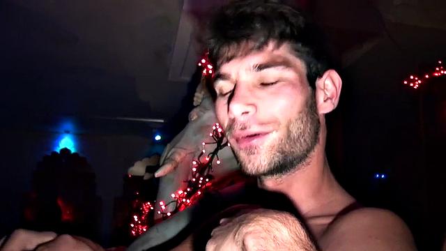 Amateur guys enjoy anal and BJ on indoor swimming pool