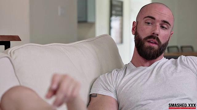 Smash Me I Can Take - S1:E6