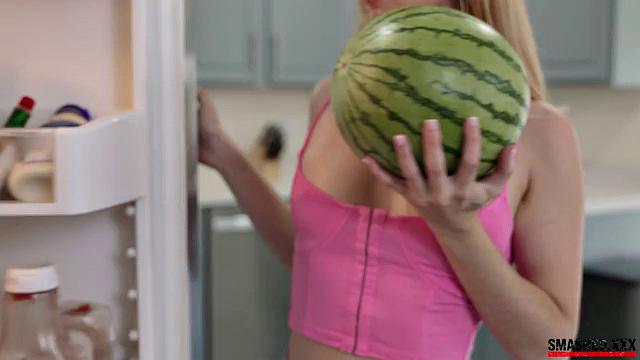 Smash Me I Can Take - S1:E6