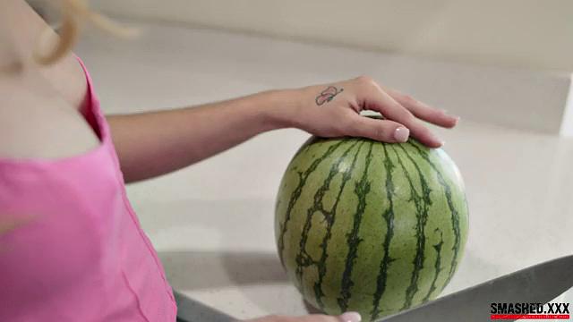 Smash Me I Can Take - S1:E6