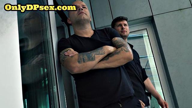 Stunning DP babe pounded in threesome