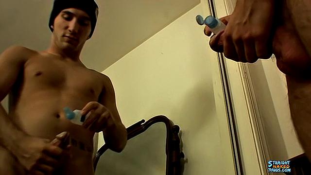 Jacob shows off his big cock and attitude in a hot gay skate session