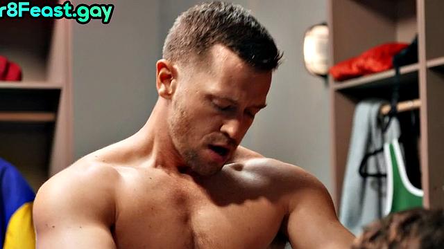 Str8 jock fucks twink in sportive locker room