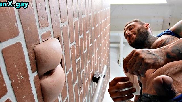 Manly police deepthroats inked stud from glory hole