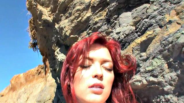 Tessa Fowler - Topless Gold