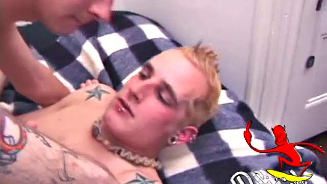 Torque и Jamie сосут и трахаются по-взрослому