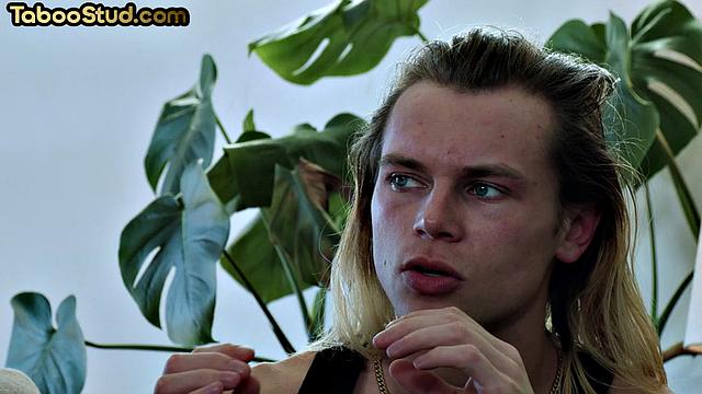 Handsome studs deepthroating in 69