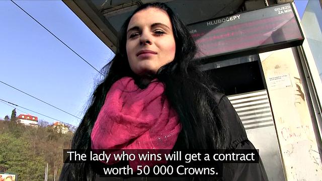 Brunette Agrees to Car Sex for Cash