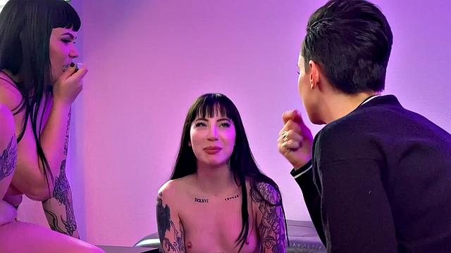 Amateur BTS les 3some pussyeating and strapon sex