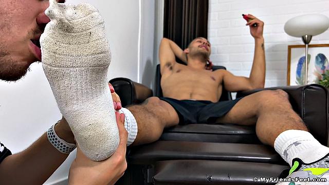 Luca's Feet Get Worshiped - Luca
