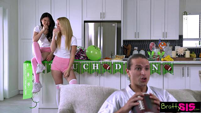 My Stepsis Is A Super Slut - S25:E12