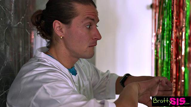 My Stepsis Is A Super Slut - S25:E12