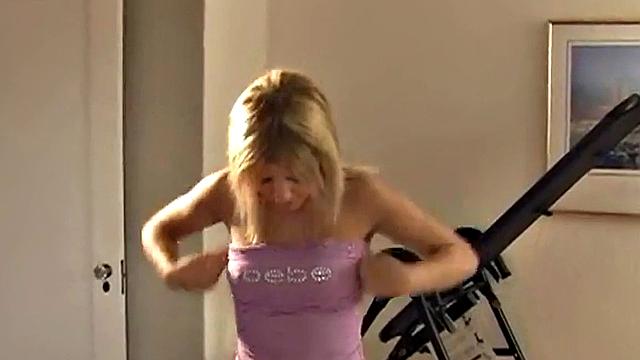 Hot blonde teen Lexy Lohan