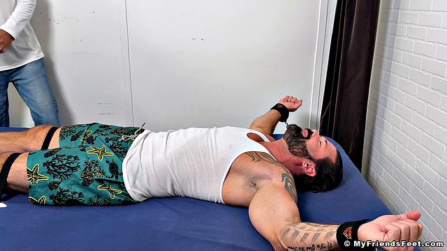 Joey Gets Tickled Wild - Joey