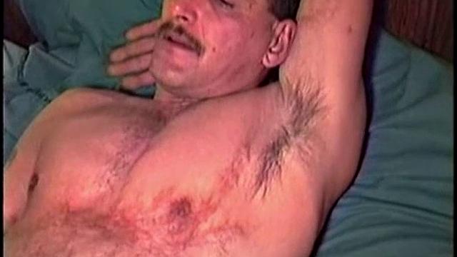 Steve returns for a steamy gay hookup and takes every inch