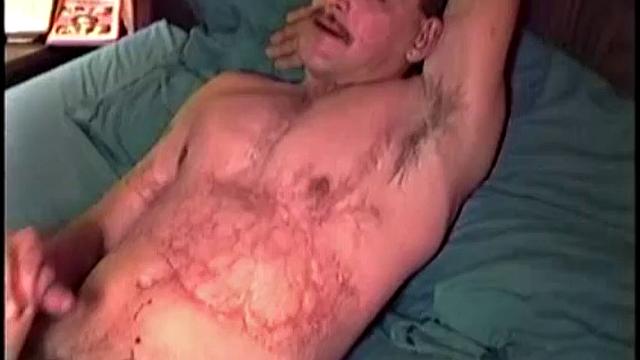 Steve returns for a steamy gay hookup and takes every inch