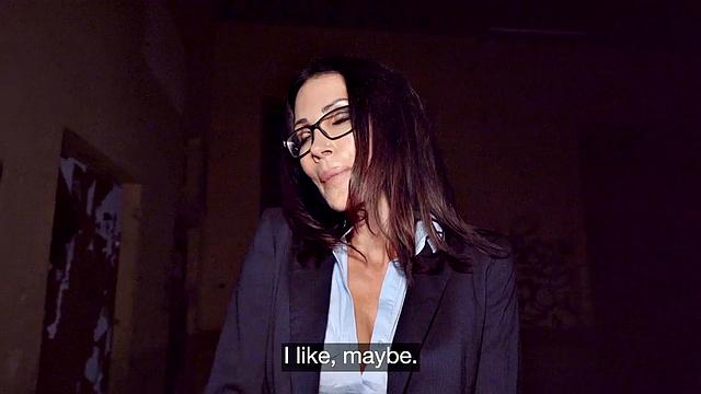 Picked up teacher got outdoor cuntfucked in POV