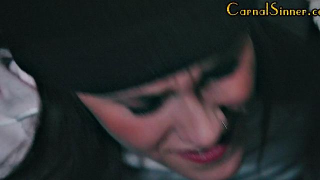 Bigbooty lesbian MILF facesitting and fingering inked babe