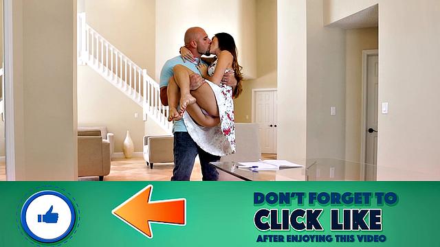 Diary Dreams For A Tiny Teen