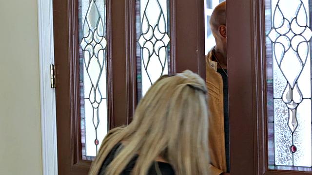 Madelyn Fucks Mom's Boyfriend