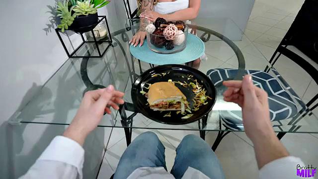 Filling The Hole In Stepmom's Life - S6:E3