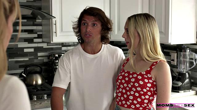 My Stepmom Wants To Be In - S15:E8