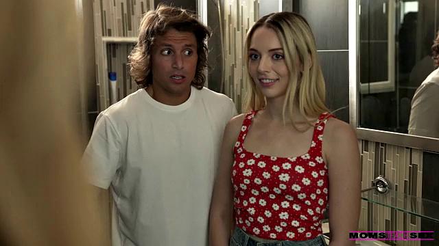 My Stepmom Wants To Be In - S15:E8