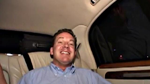 slut sucking dick in the back of car