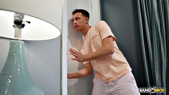 Asteria Gets Banged in Shower