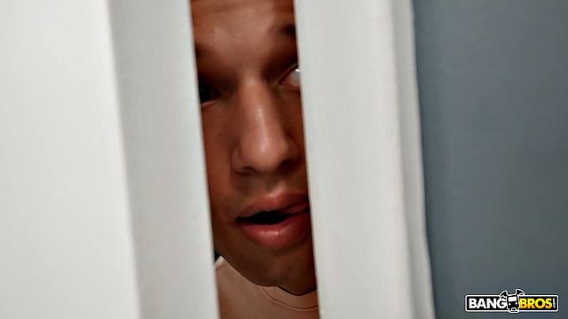 Asteria Gets Banged in Shower